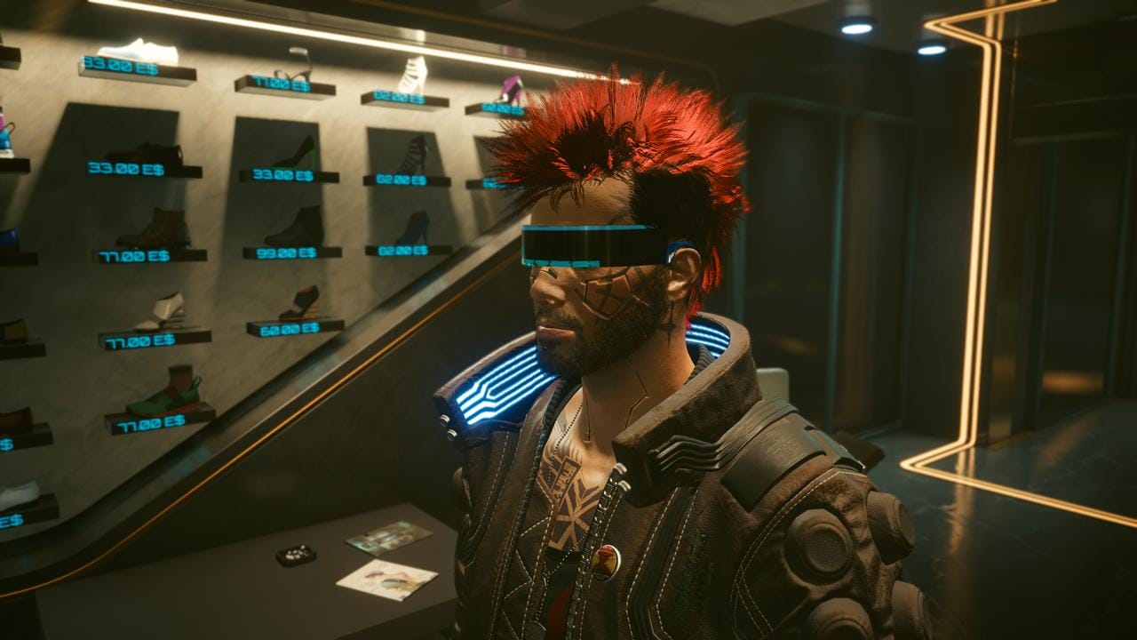 V browsing a shoe store in Night City while loaded with cyberware, Cyberpunk 2077 screenshot